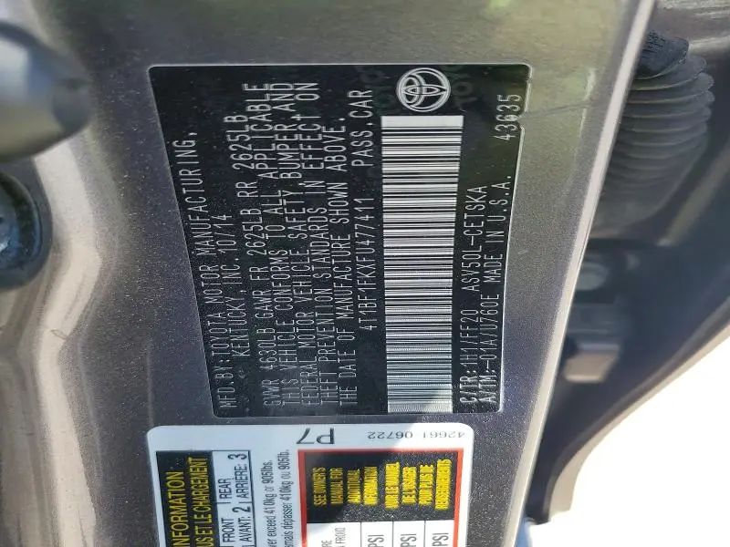 2015 TOYOTA CAMRY SE  