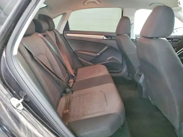 2020 VOLKSWAGEN PASSAT S  