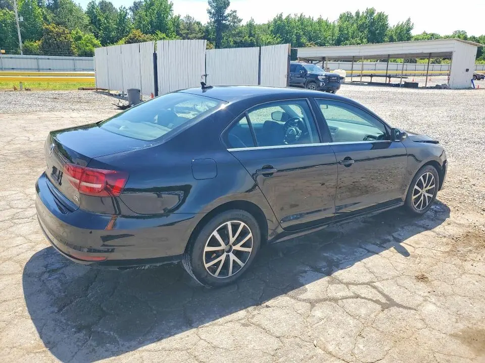 2017 VOLKSWAGEN JETTA SE  