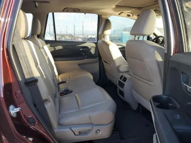 2022 HONDA PILOT SE  