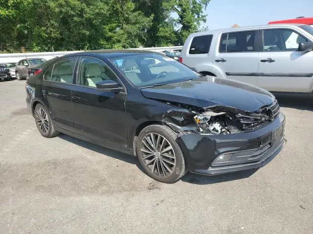 2015 VOLKSWAGEN JETTA SE  