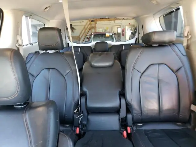 2017 CHRYSLER PACIFICA TOURING L  