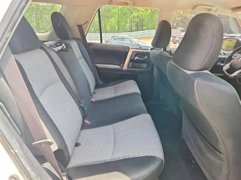 2018 TOYOTA 4RUNNER SR5  