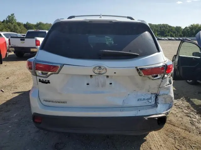 2016 TOYOTA HIGHLANDER XLE  