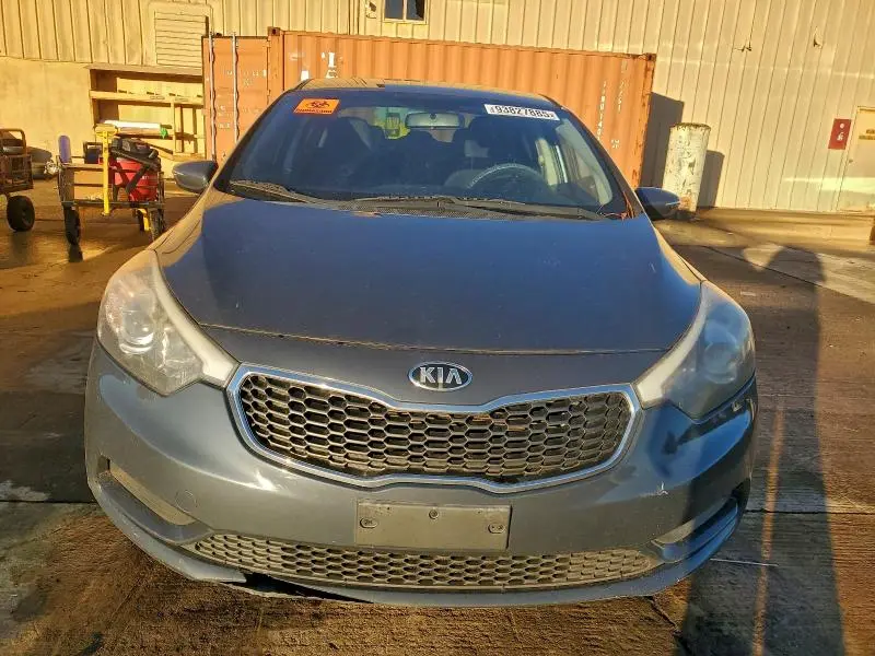 2016 KIA FORTE LX  