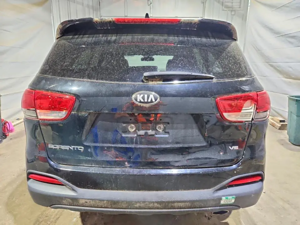 2016 KIA SORENTO LX V6  