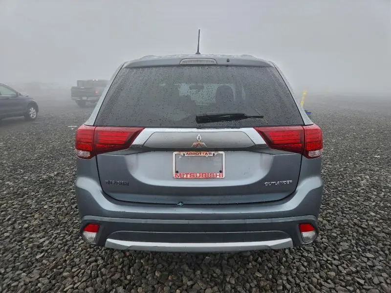 2016 MITSUBISHI OUTLANDER SE  