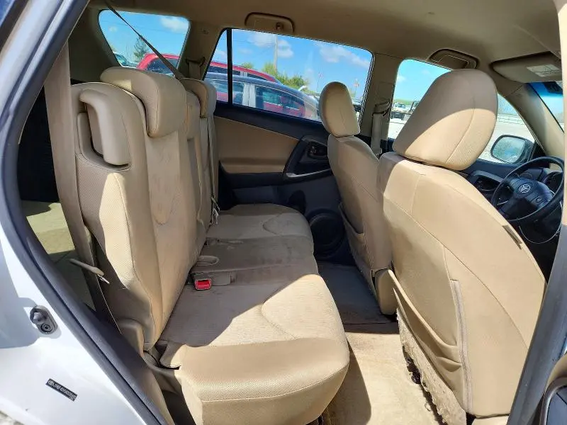 2010 TOYOTA RAV4 BASE  