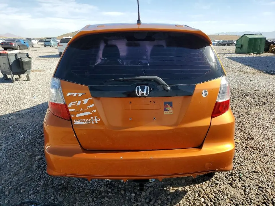 2011 HONDA FIT SPORT  