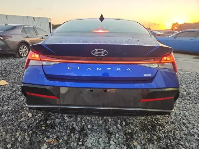 2025 HYUNDAI ELANTRA LIMITED  