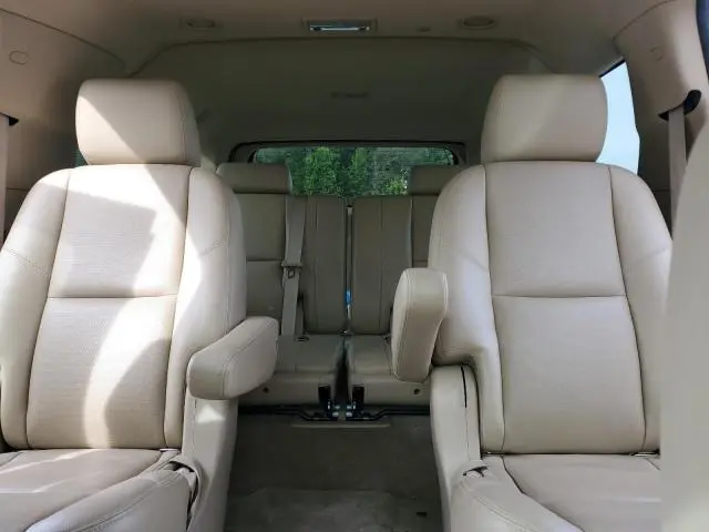 2011 GMC YUKON XL C1500 SLT  