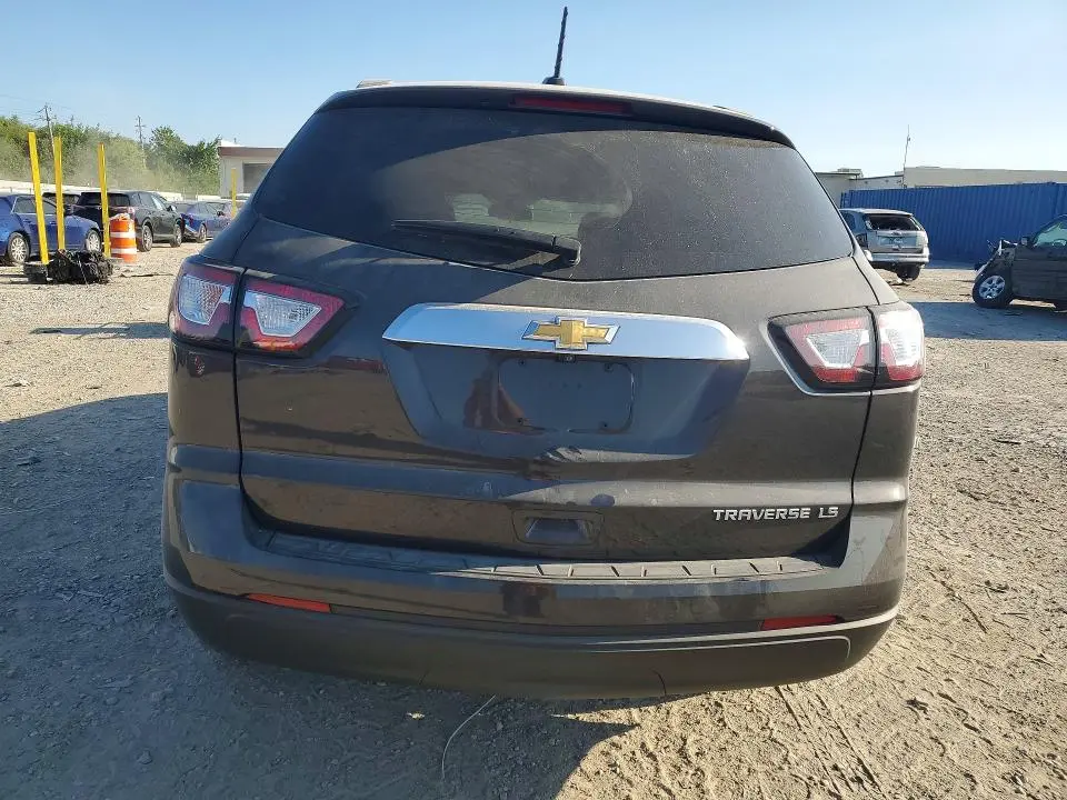 2016 CHEVROLET TRAVERSE LS  