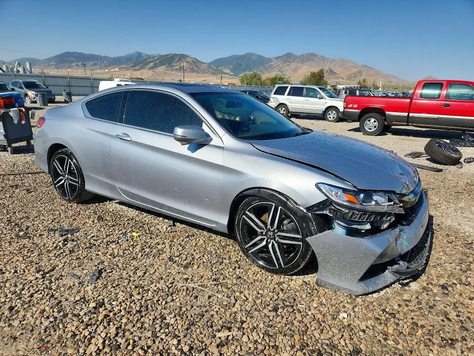 2017 HONDA ACCORD EX  