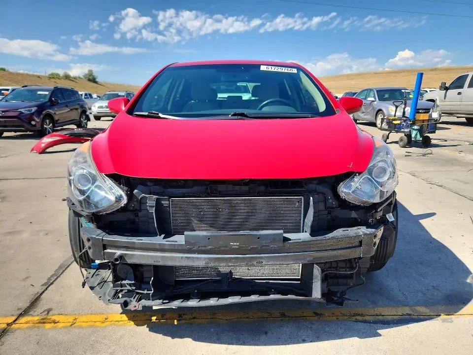 2013 HYUNDAI ELANTRA GT BASE  