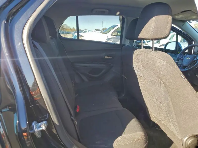 2022 CHEVROLET TRAX LS  