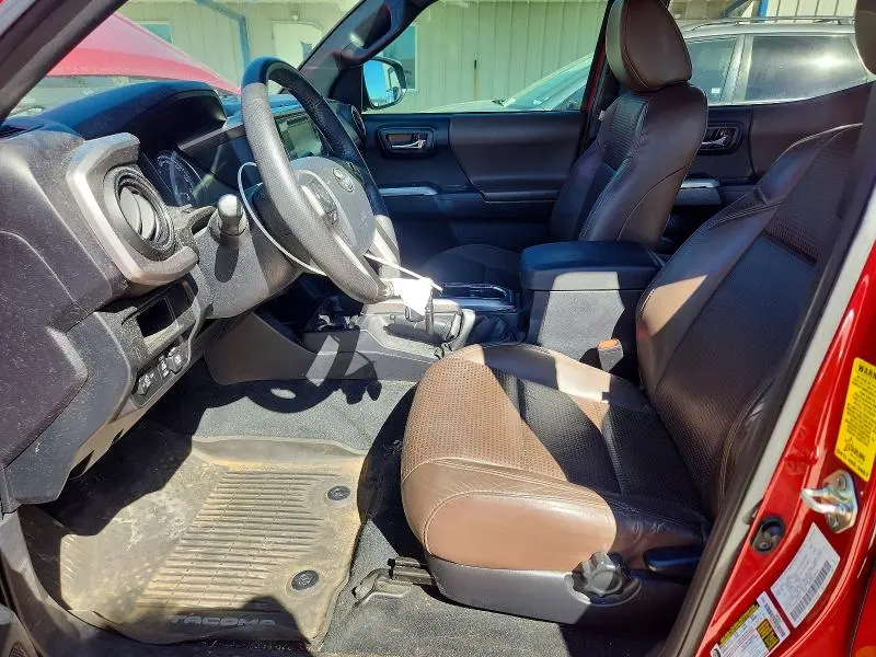 2017 TOYOTA TACOMA LIMITED  