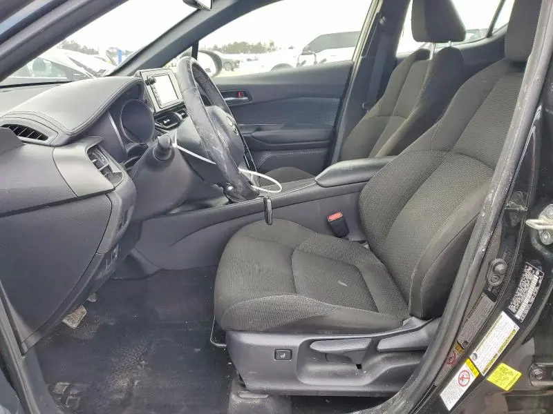 2018 TOYOTA C-HR XLE  