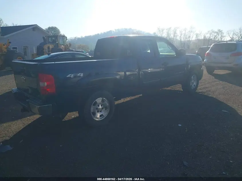 2011 CHEVROLET SILVERADO 1500 LT