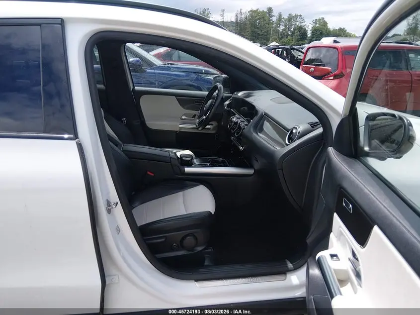2022 MERCEDES-BENZ GLA 250 4MATIC