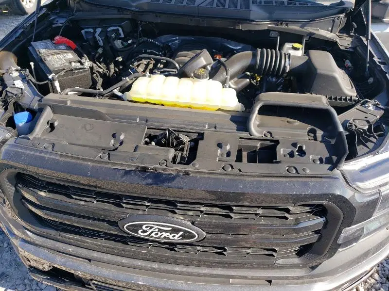 2025 FORD F150 LARIAT  