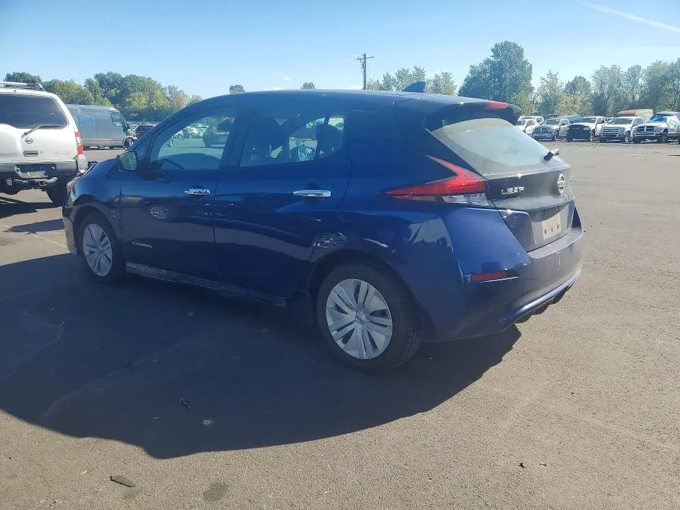 2019 NISSAN LEAF S  