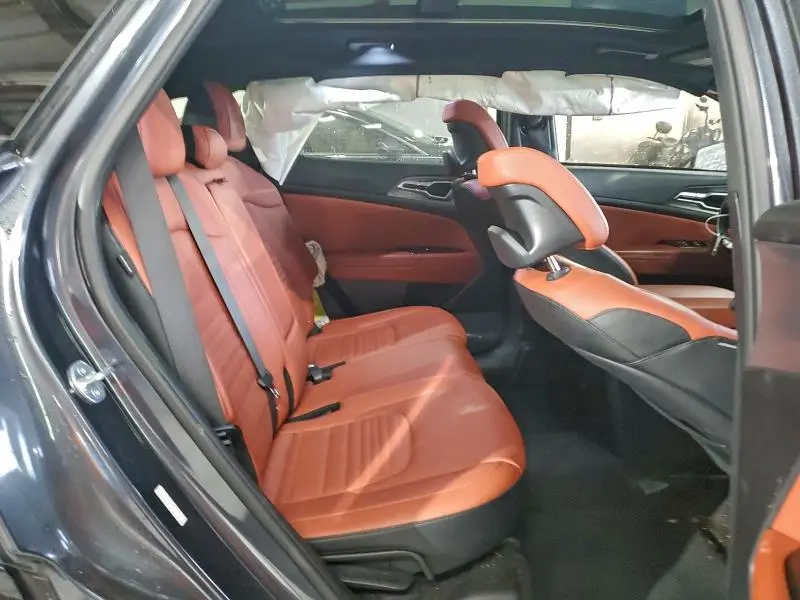 2024 KIA SPORTAGE SX  