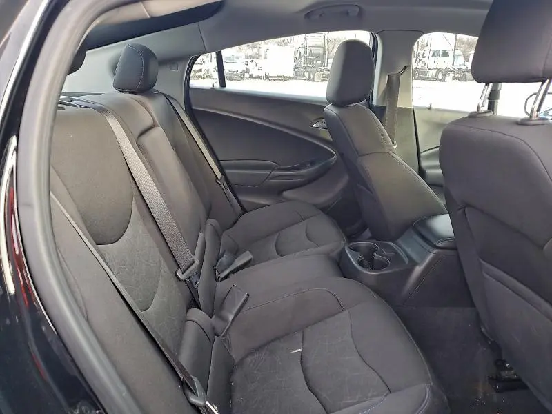 2018 CHEVROLET VOLT LT  