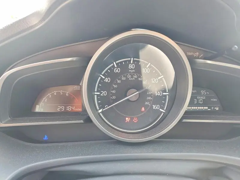 2018 MAZDA 3 TOURING  