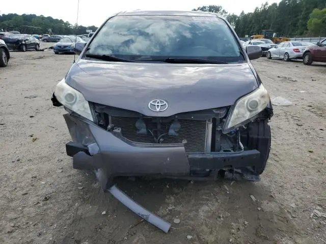 2014 TOYOTA SIENNA XLE  
