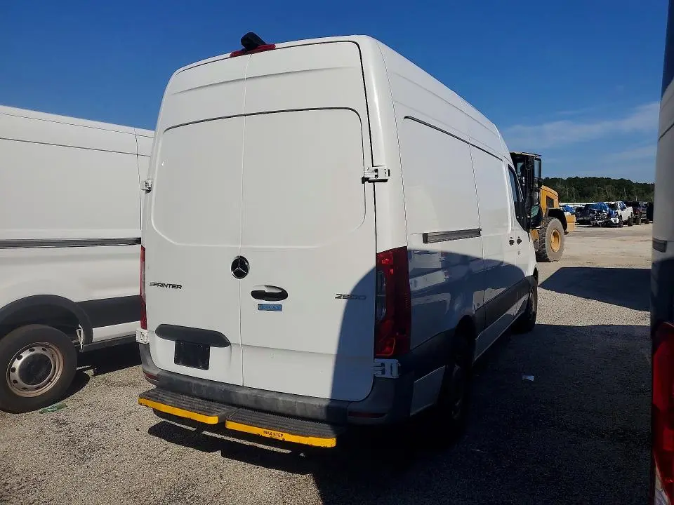 2023 MERCEDES-BENZ SPRINTER 2500  