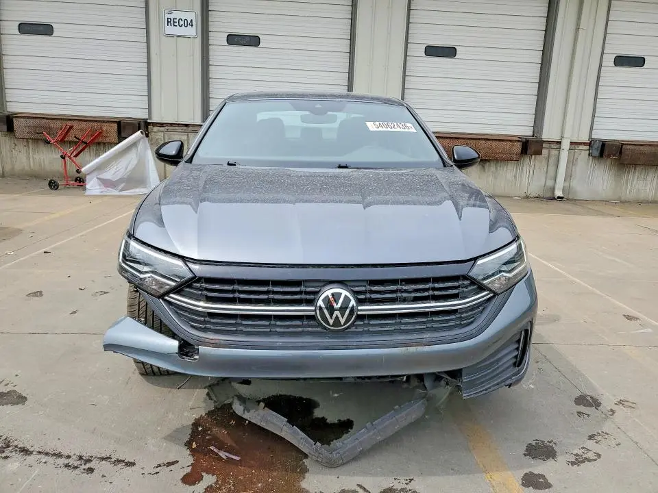 2024 VOLKSWAGEN JETTA SPORT  