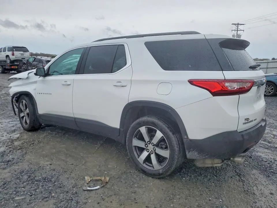 2020 CHEVROLET TRAVERSE LT  