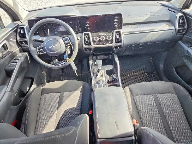 2022 KIA SORENTO LX  