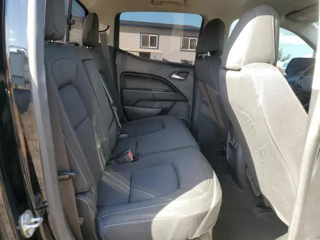 2017 CHEVROLET COLORADO LT  