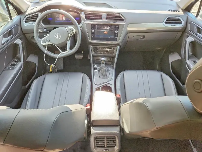2023 VOLKSWAGEN TIGUAN SE  