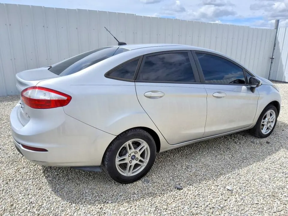 2019 FORD FIESTA SE  