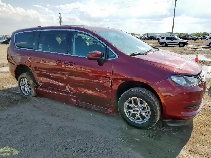 2022 CHRYSLER VOYAGER LX  
