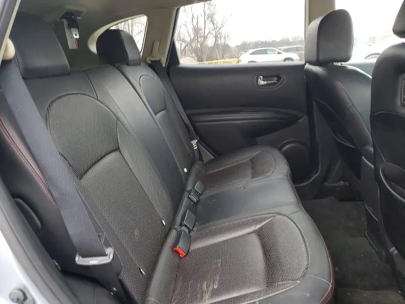 2013 NISSAN ROGUE S  