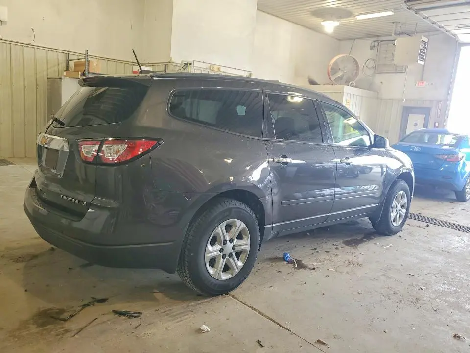 2016 CHEVROLET TRAVERSE LS  