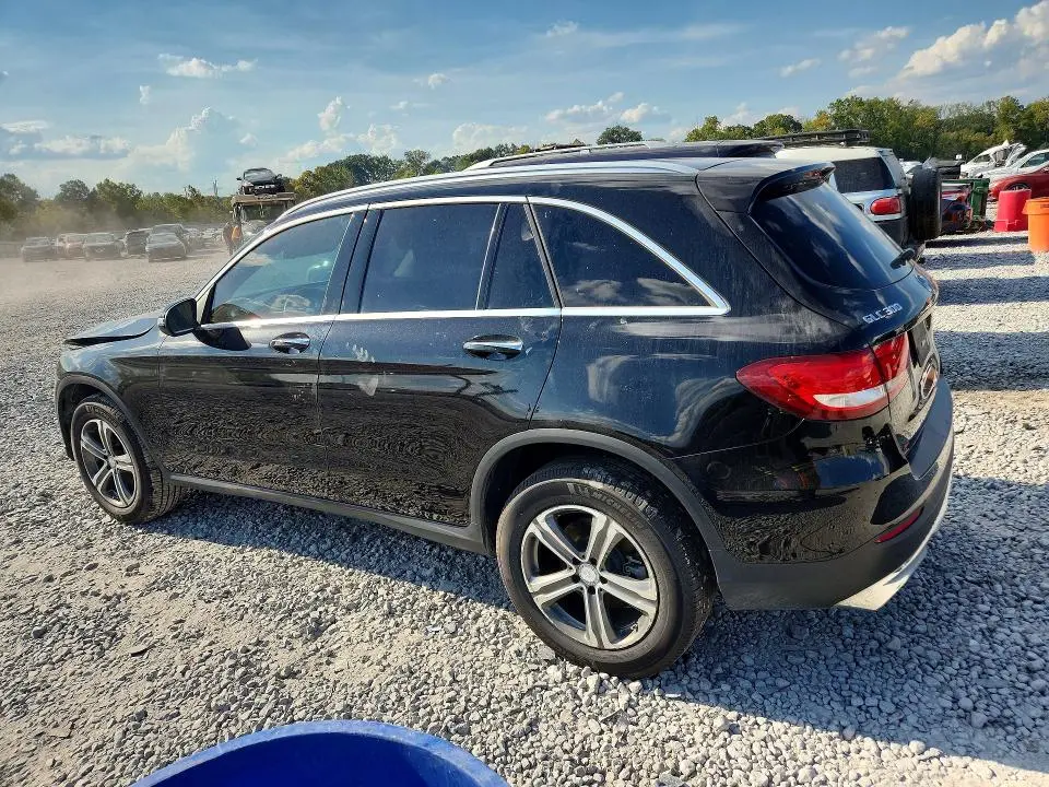 2017 MERCEDES-BENZ GLC 300  
