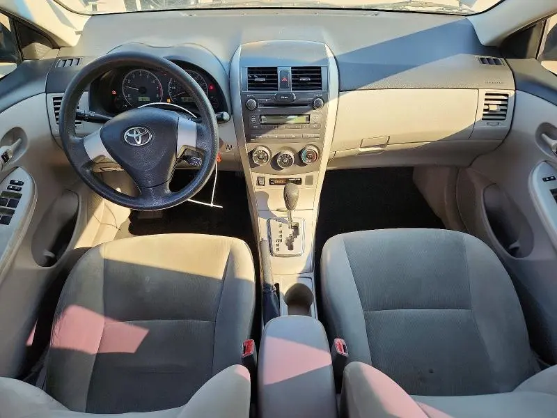 2011 TOYOTA COROLLA LE  