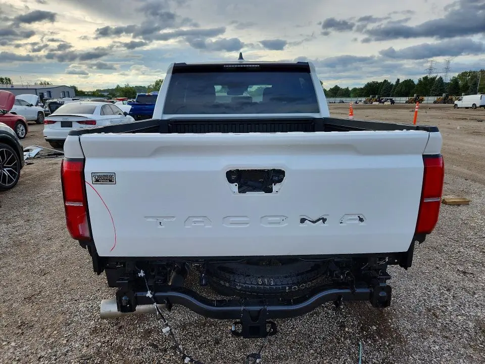 2024 TOYOTA TACOMA SR  