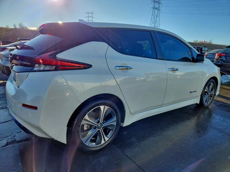 2018 NISSAN LEAF S  