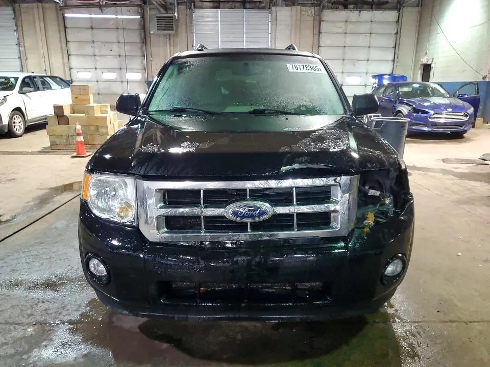 2012 FORD ESCAPE XLT  