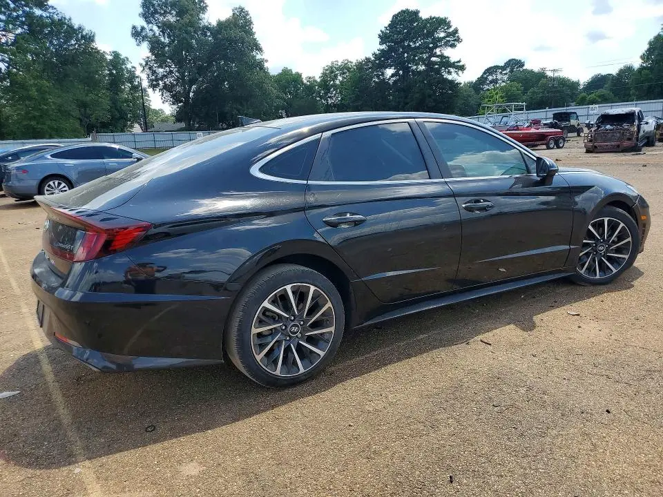 2022 HYUNDAI SONATA LIMITED  