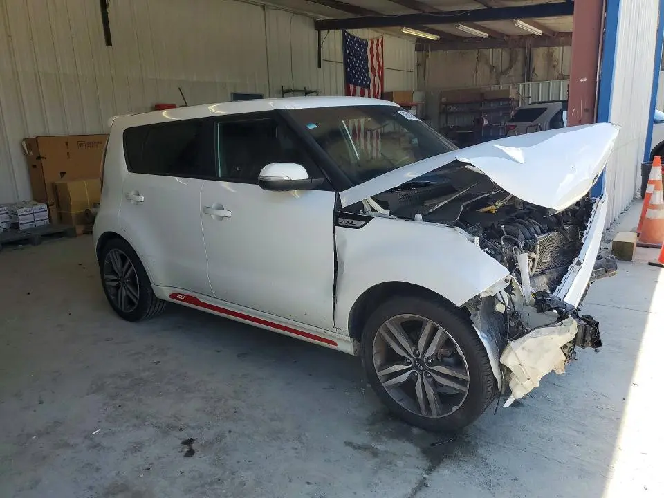 2014 KIA SOUL +  