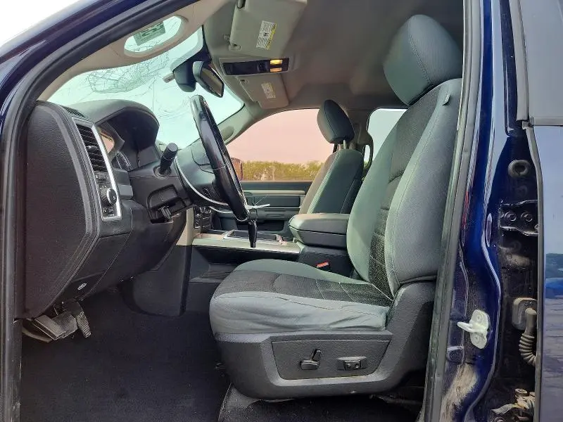 2014 RAM 1500 SLT  