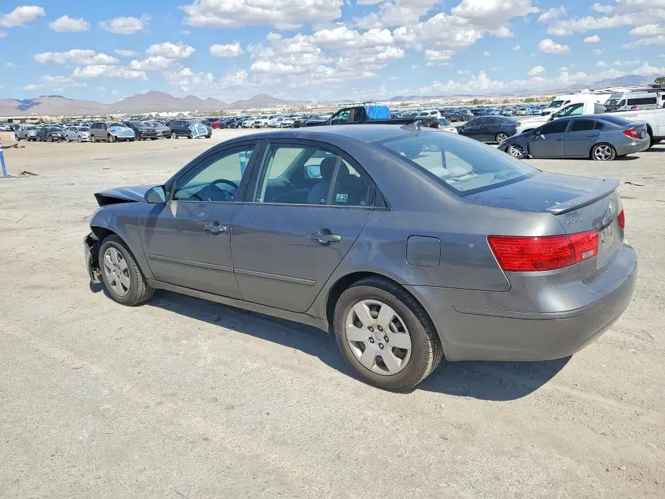 2010 HYUNDAI SONATA GLS  