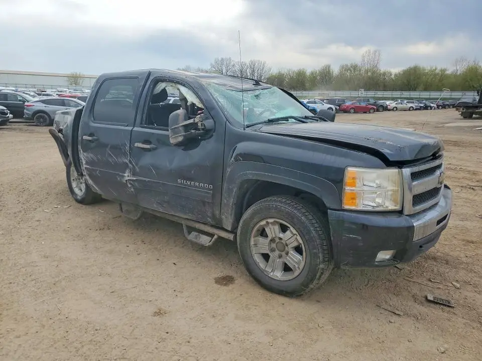 2011 CHEVROLET SILVERADO K1500 LT  