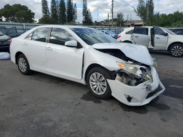 2014 TOYOTA CAMRY L  